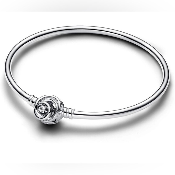 Pandora Moments Sterling Silver Encircled Clasp Bangle Bracelet - Picture 1 of 7